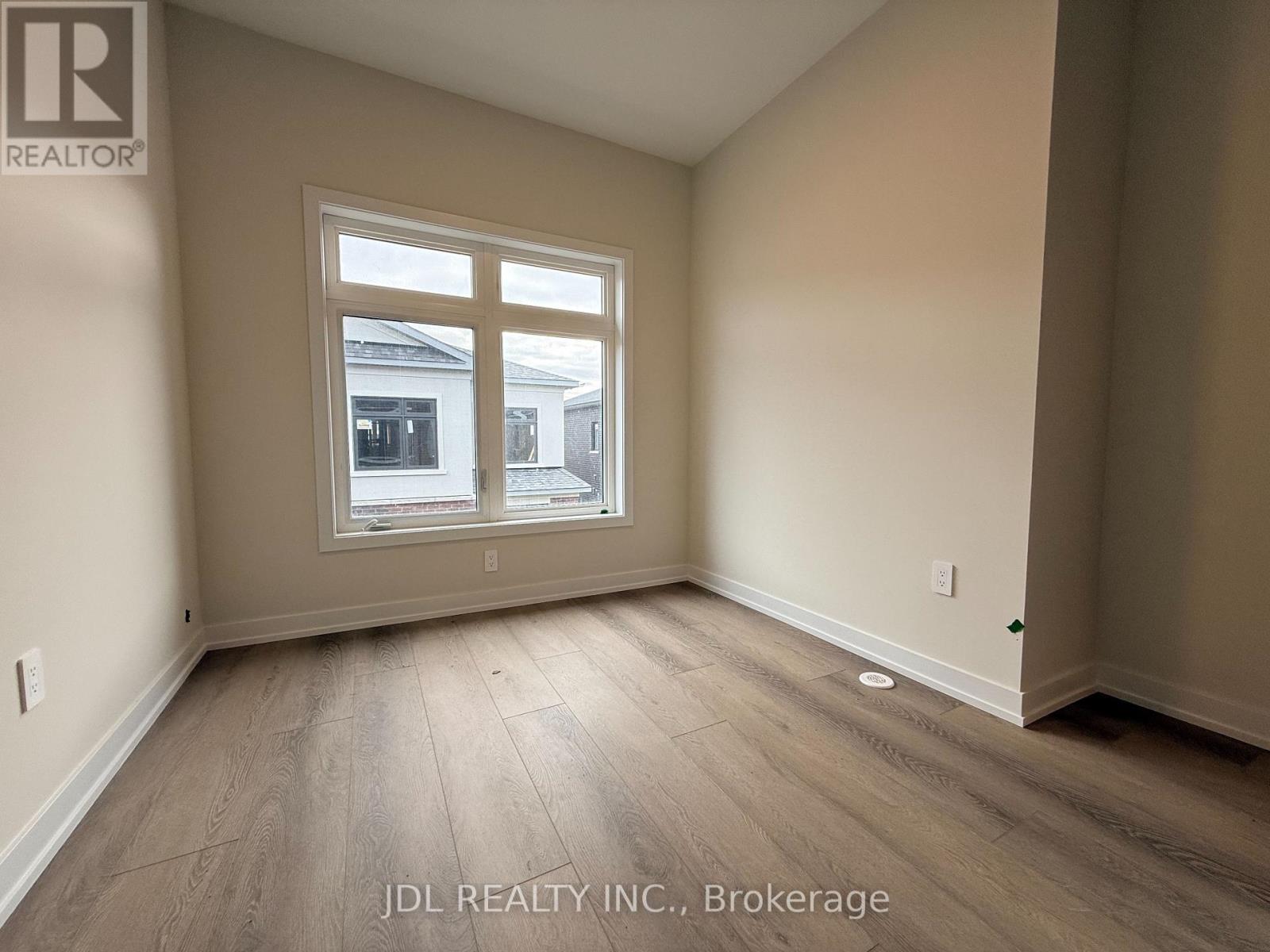 11 Agnes Lane, Richmond Hill (Headford Business Park), Ontario  L4B 0J4 - Photo 10 - N12637786