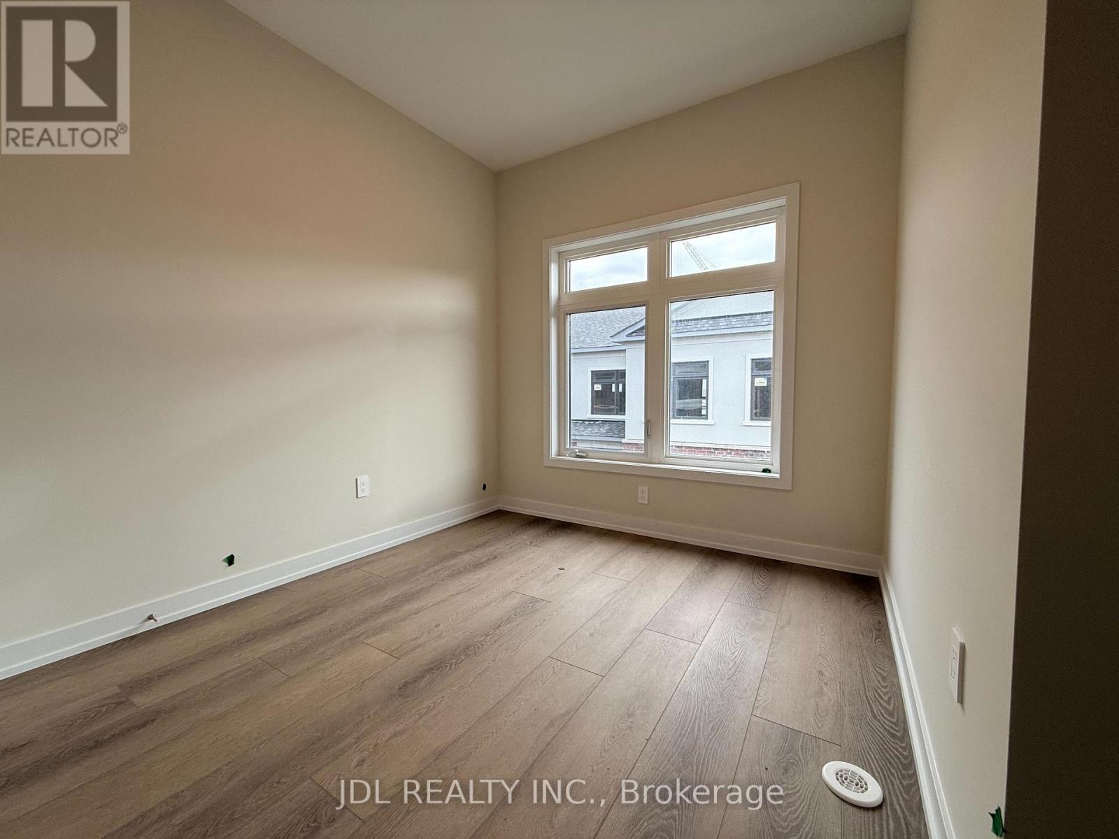 11 Agnes Lane, Richmond Hill (Headford Business Park), Ontario  L4B 0J4 - Photo 12 - N12637786