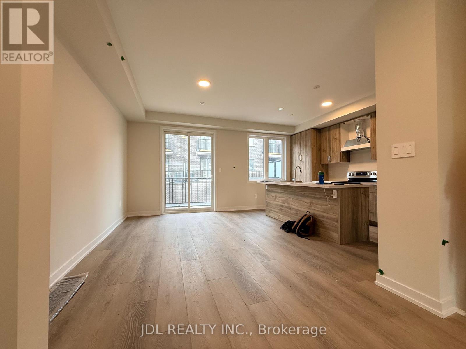 11 Agnes Lane, Richmond Hill (Headford Business Park), Ontario  L4B 0J4 - Photo 2 - N12637786