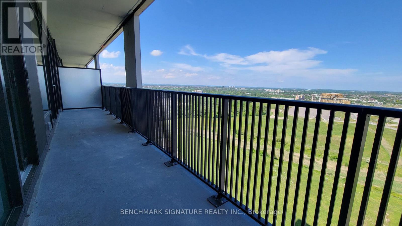 2320 - 56 Andre De Grasse Street, Markham (Unionville), Ontario  L6G 0H8 - Photo 2 - N12637788