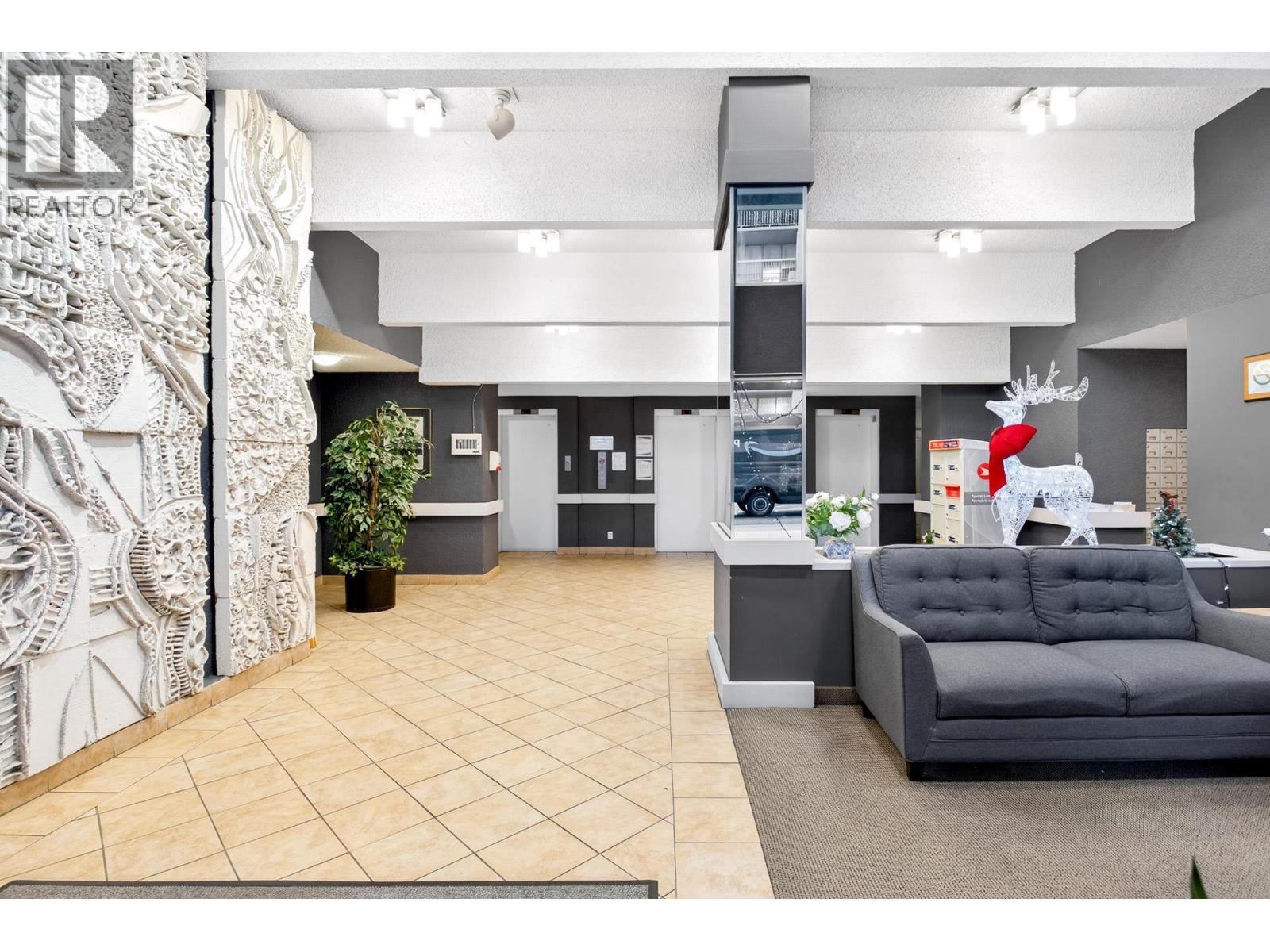 1306 2016 Fullerton Avenue, North Vancouver, British Columbia  V7N 3E9 - Photo 23 - R3074161