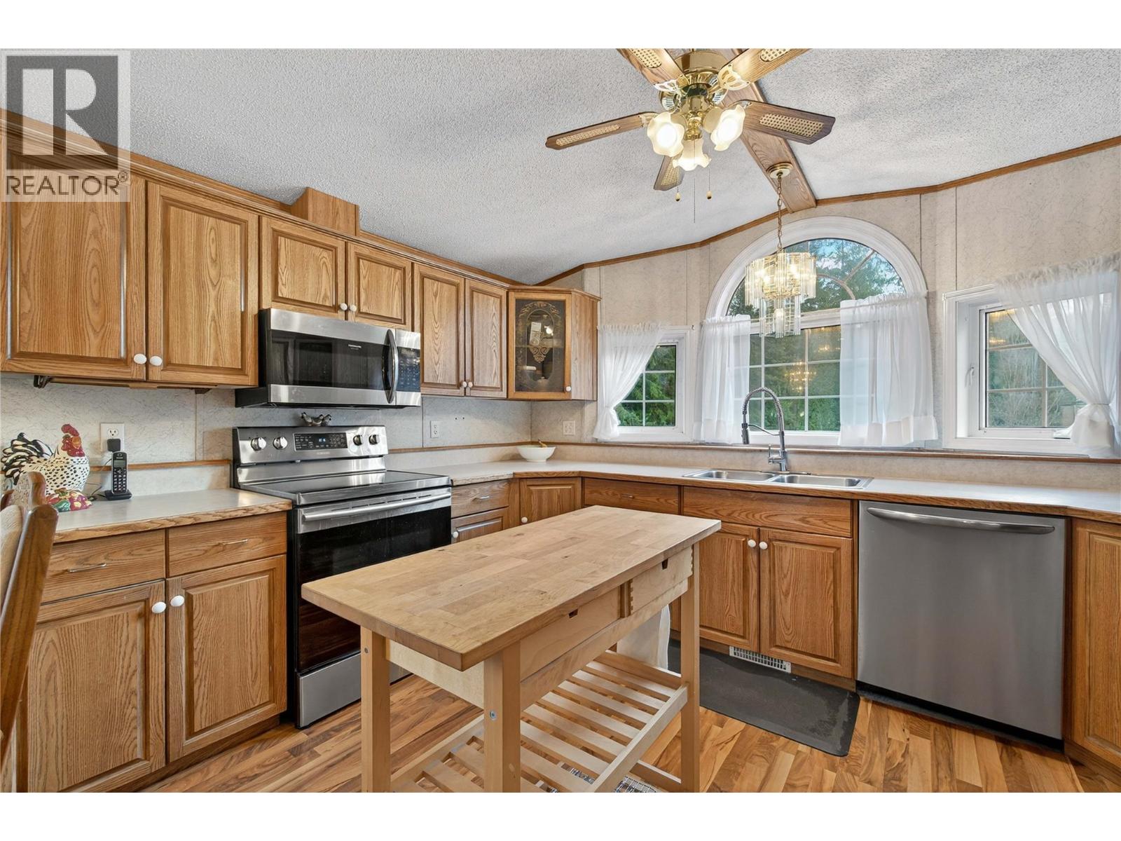 2036 Solsqua Sicamous Road Unit# 17, Sicamous, British Columbia  V0E 2V4 - Photo 16 - 10369800