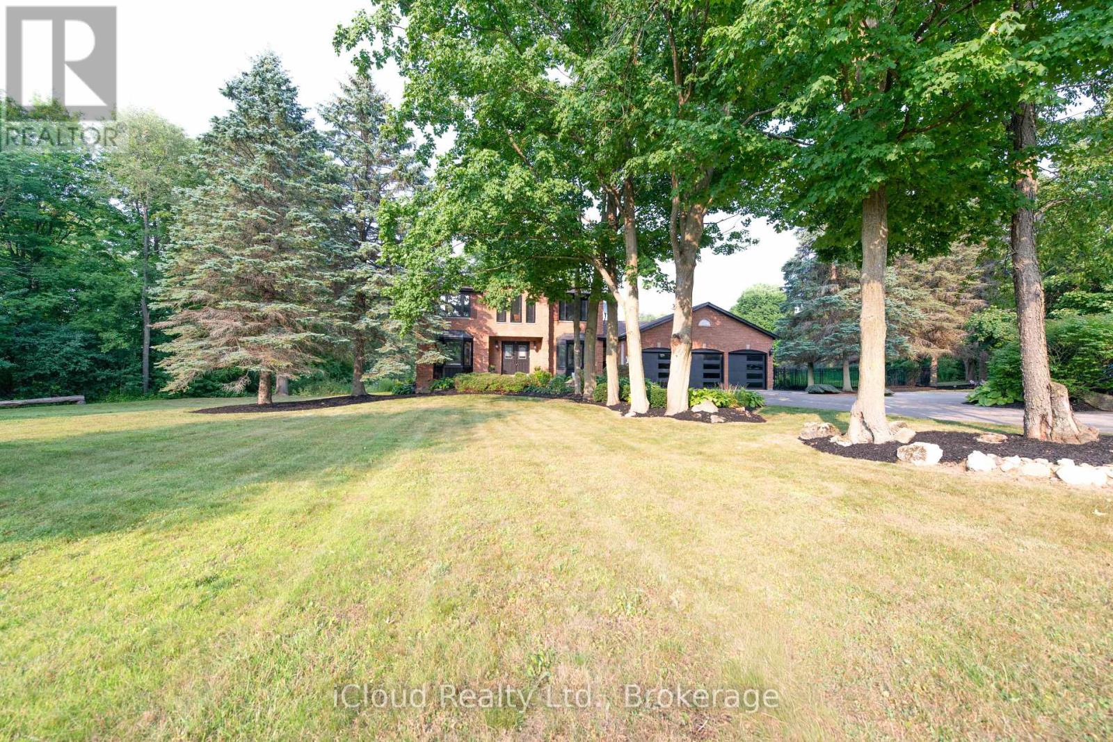 27 Briarwood Drive, Caledon, Ontario  L7K 0N1 - Photo 2 - W12637774