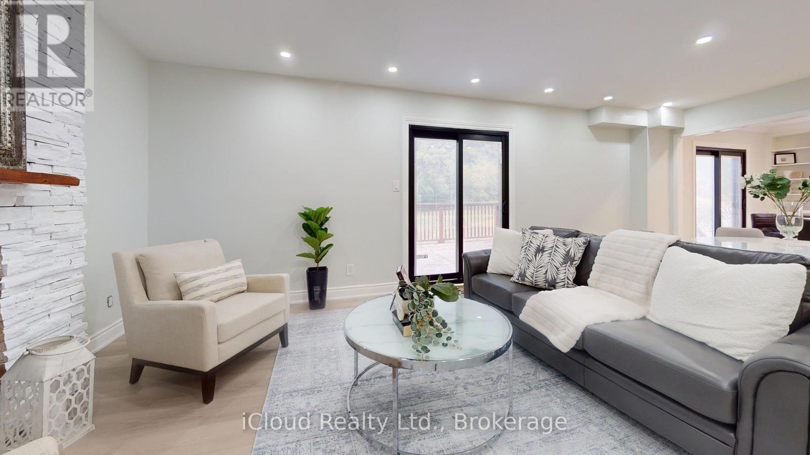 27 Briarwood Drive, Caledon, Ontario  L7K 0N1 - Photo 9 - W12637774