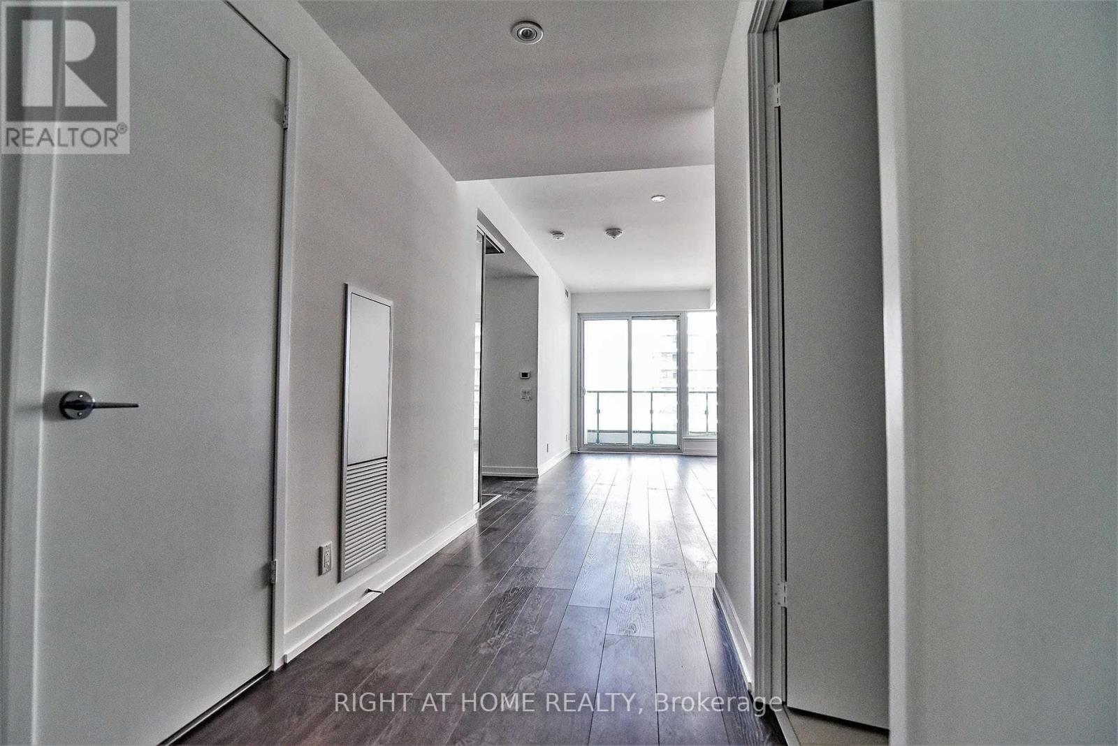 4701 - 5 Buttermill Avenue, Vaughan, Ontario  L4K 0J5 - Photo 4 - N12637798