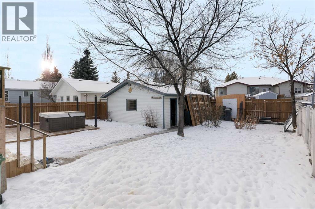 18 Greenview Crescent, Strathmore, Alberta  T1P 1L2 - Photo 35 - A2274627