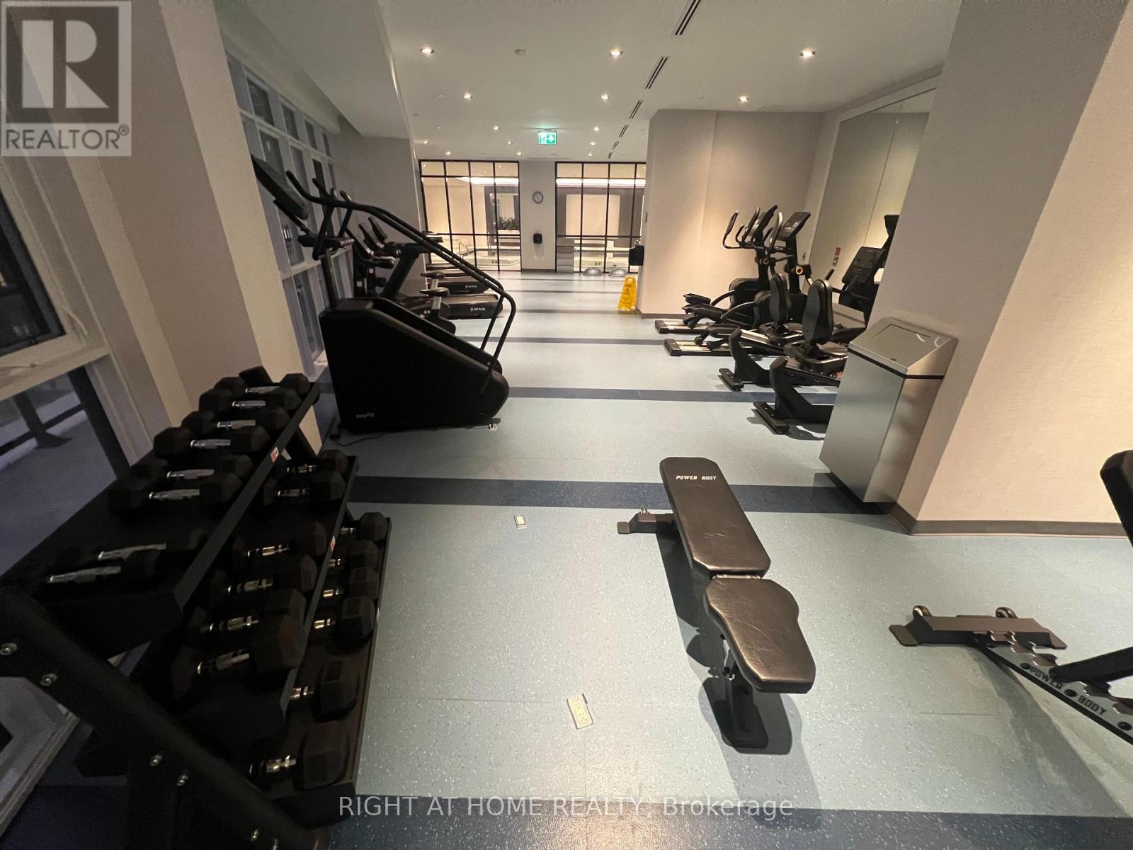 2109 - 38 Annie Craig Drive, Toronto (Mimico), Ontario  M8V 0A8 - Photo 9 - W12637796