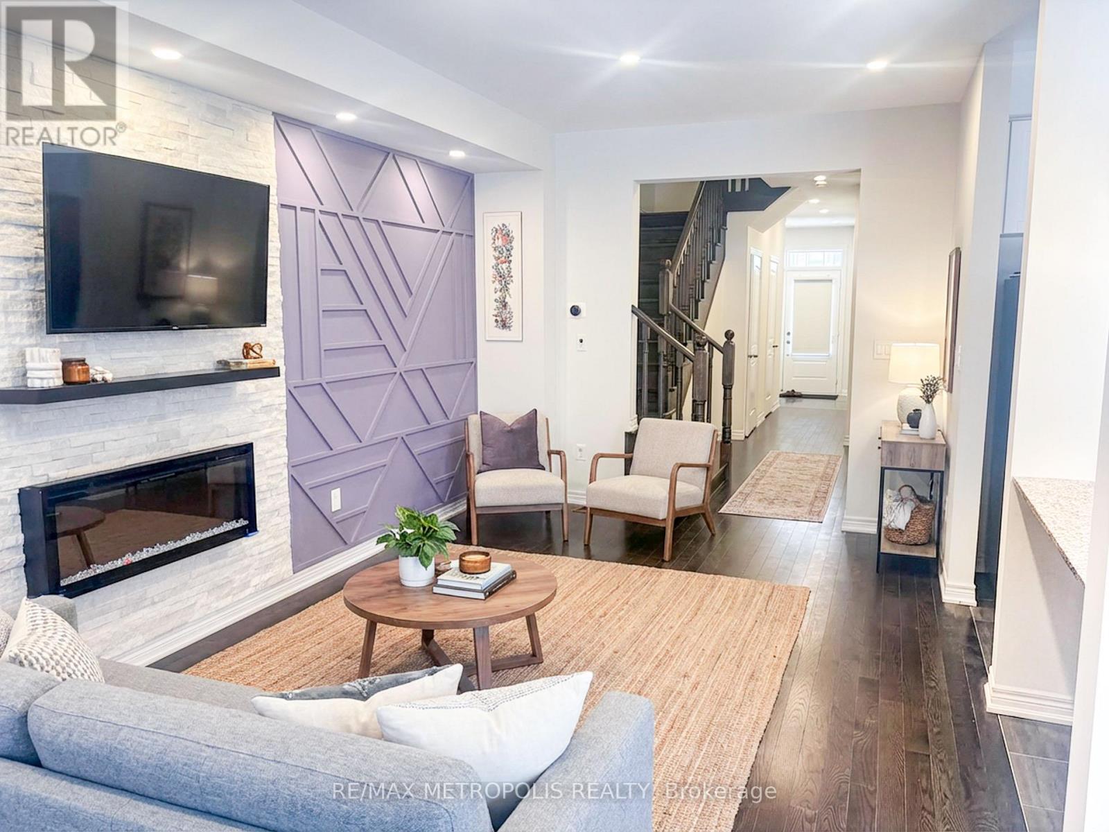 565 BARONS STREET, Vaughan, Ontario