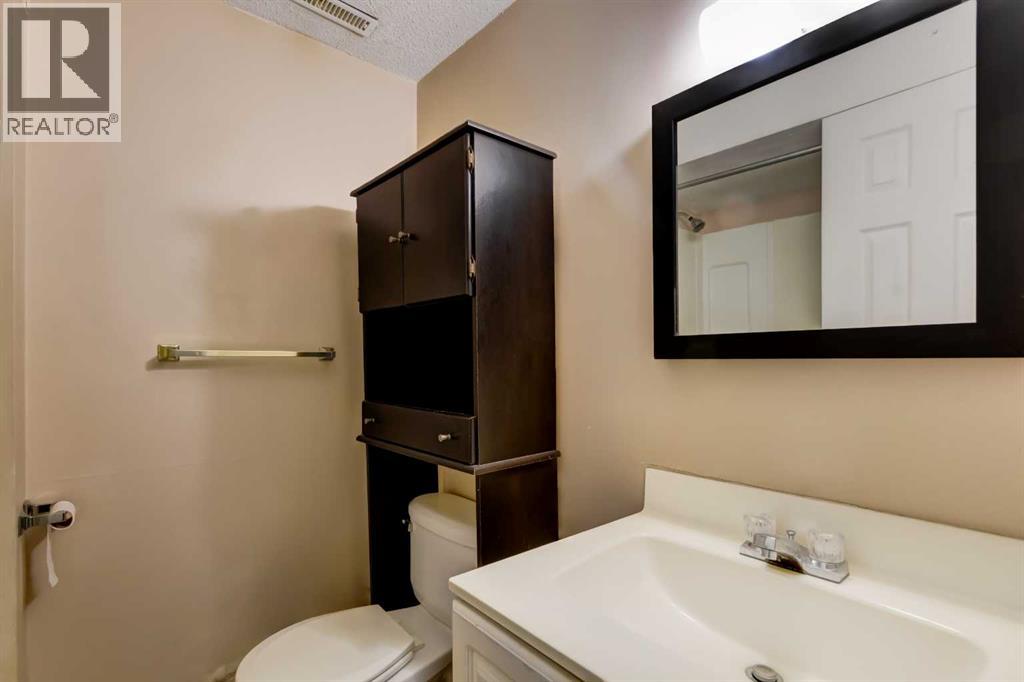 708 Sacramento Place Sw, Calgary, Alberta  T2W 0R5 - Photo 27 - A2273503