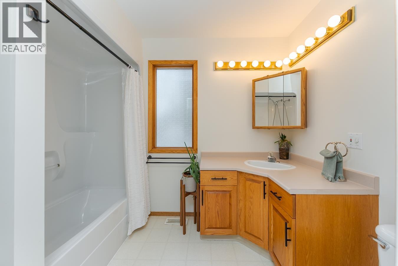 23830 West Lake Road, Prince George, British Columbia  V2N 6H6 - Photo 12 - R3070875