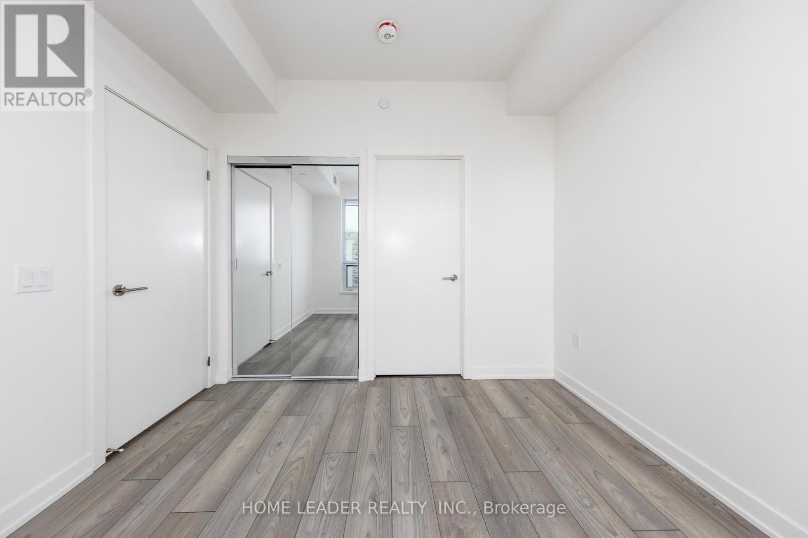 2114 - 120 Broadway Avenue, Toronto, Ontario  M4P 0E9 - Photo 18 - C12637812