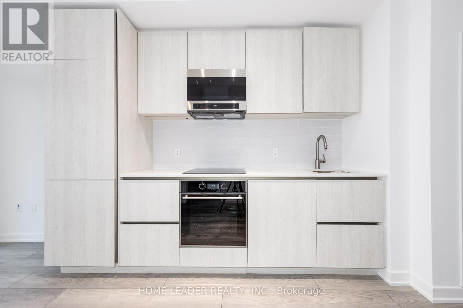 2114 - 120 Broadway Avenue, Toronto, Ontario  M4P 0E9 - Photo 4 - C12637812