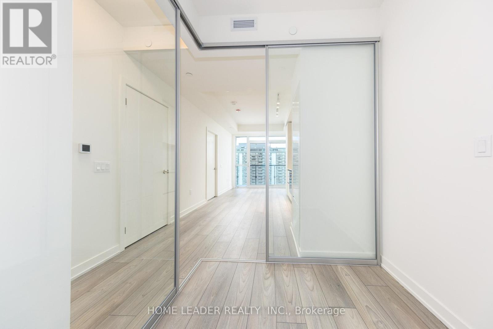 2114 - 120 Broadway Avenue, Toronto, Ontario  M4P 0E9 - Photo 8 - C12637812