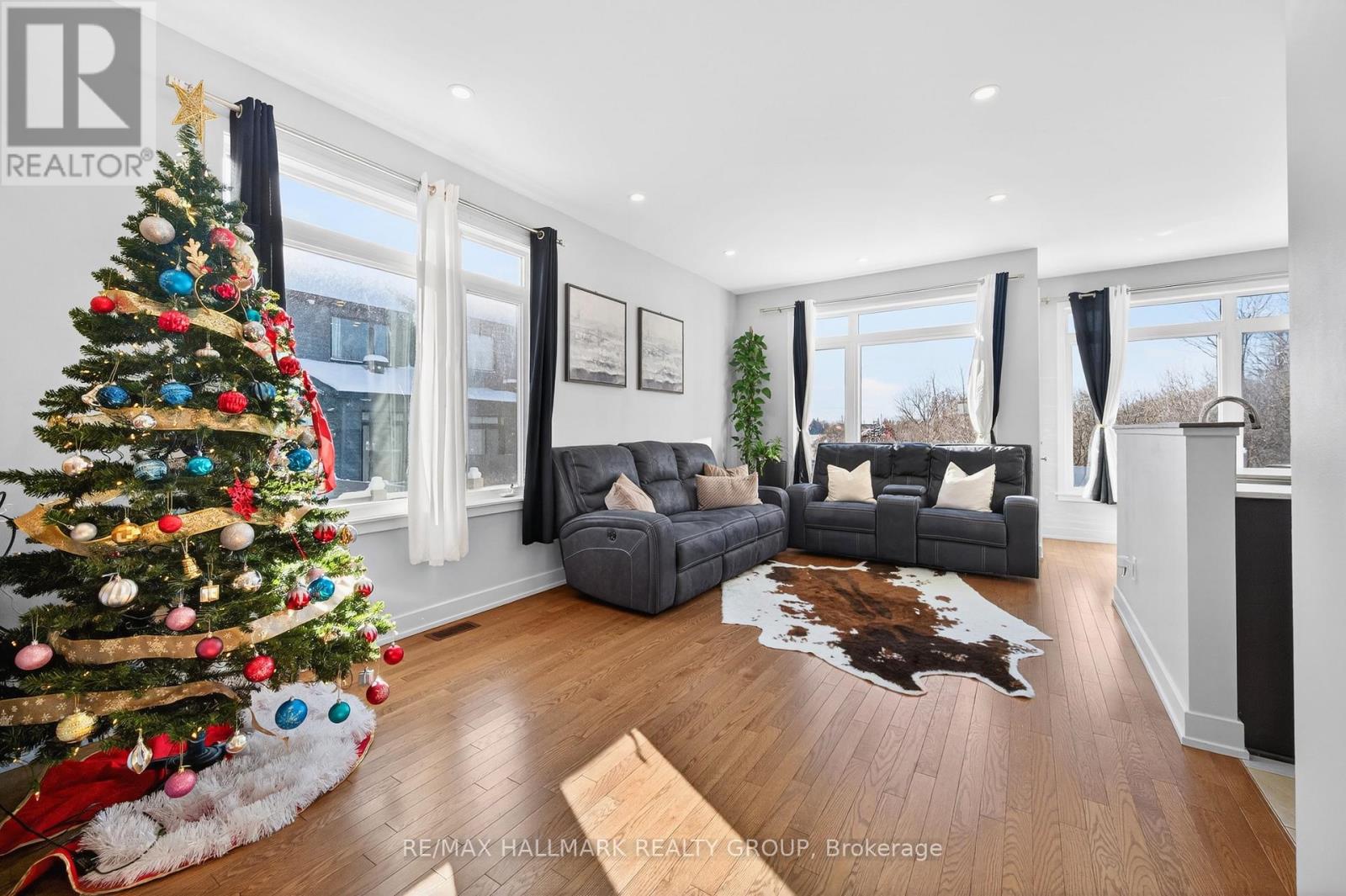 307 Ibanez Walk, Ottawa, Ontario  K1T 0V8 - Photo 7 - X12637830