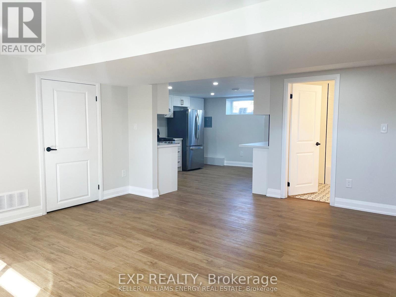 Lower - 533 Carman Court, Oshawa, Ontario  L1H 6K5 - Photo 7 - E12637824