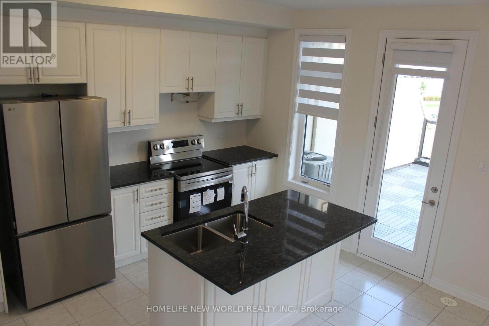 62 Johann Drive, Markham, Ontario  L3S 0G5 - Photo 7 - N12637820