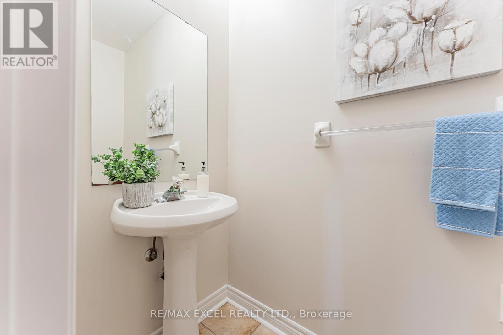 65 Falling River Drive, Richmond Hill, Ontario  L4S 2R3 - Photo 17 - N12637836