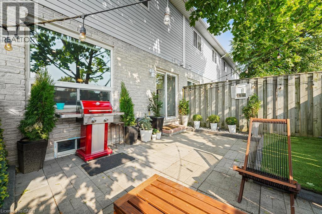 104 Frances Avenue Unit# 5, Stoney Creek, Ontario  L8E 5X3 - Photo 38 - 40768093