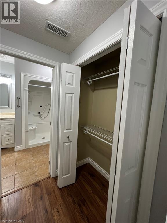 941 Audrey Place, Kitchener, Ontario  N2E 0B5 - Photo 15 - 40777782