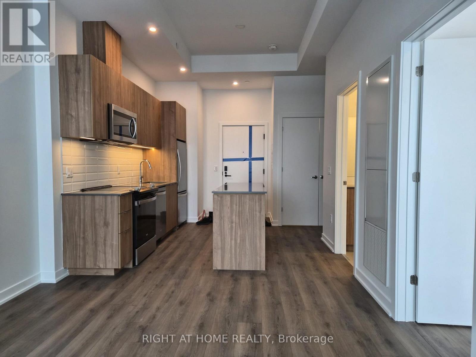 813 - 720 Whitlock Avenue, Milton, Ontario  L9E 2B5 - Photo 16 - W12637832