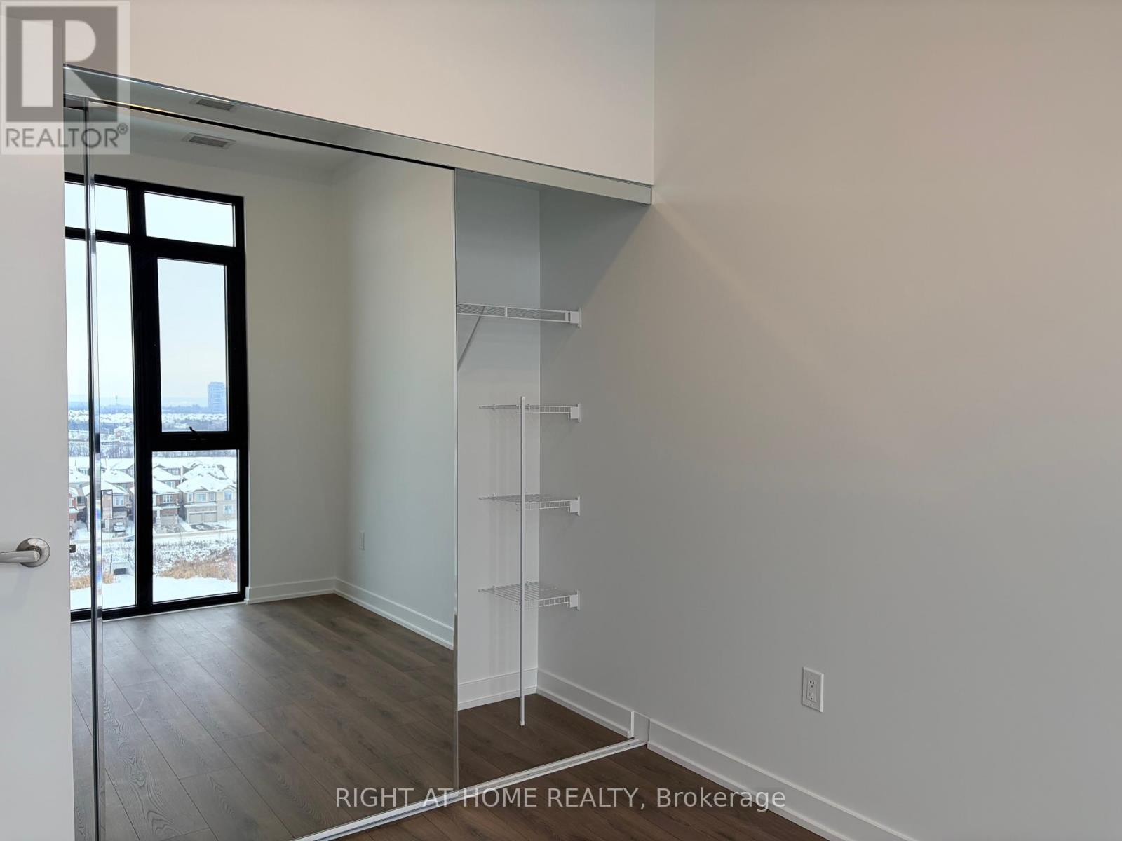 813 - 720 Whitlock Avenue, Milton, Ontario  L9E 2B5 - Photo 7 - W12637832