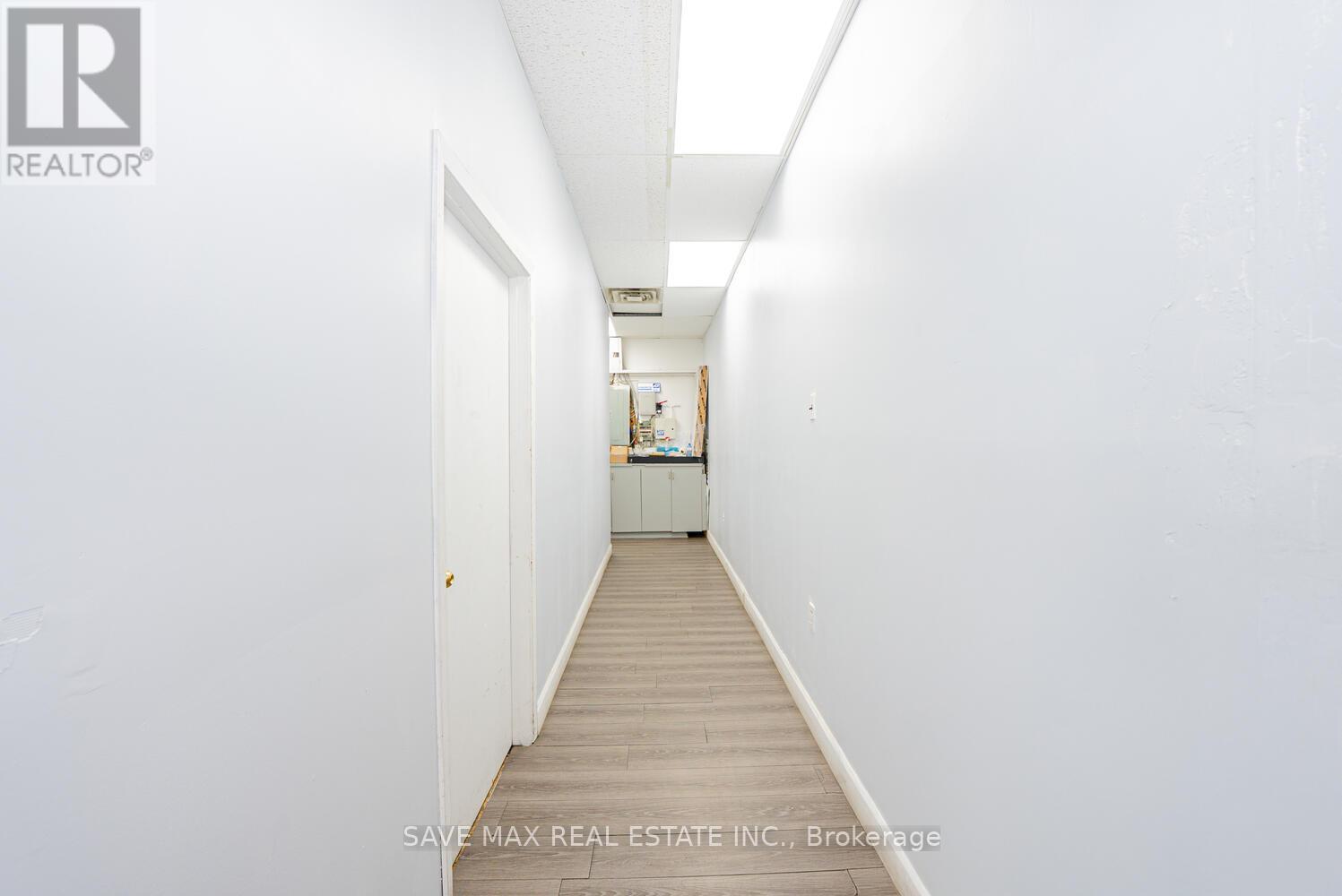 B - 547 Upper James Street, Hamilton, Ontario  L9C 2Y5 - Photo 28 - X12637840