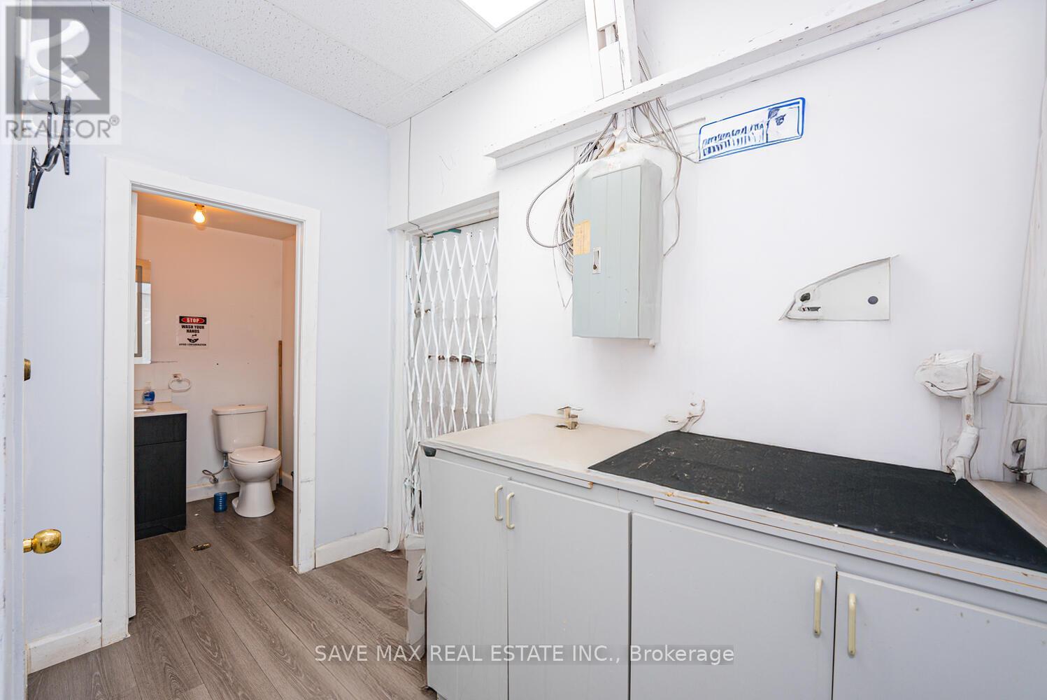 B - 547 Upper James Street, Hamilton, Ontario  L9C 2Y5 - Photo 29 - X12637840