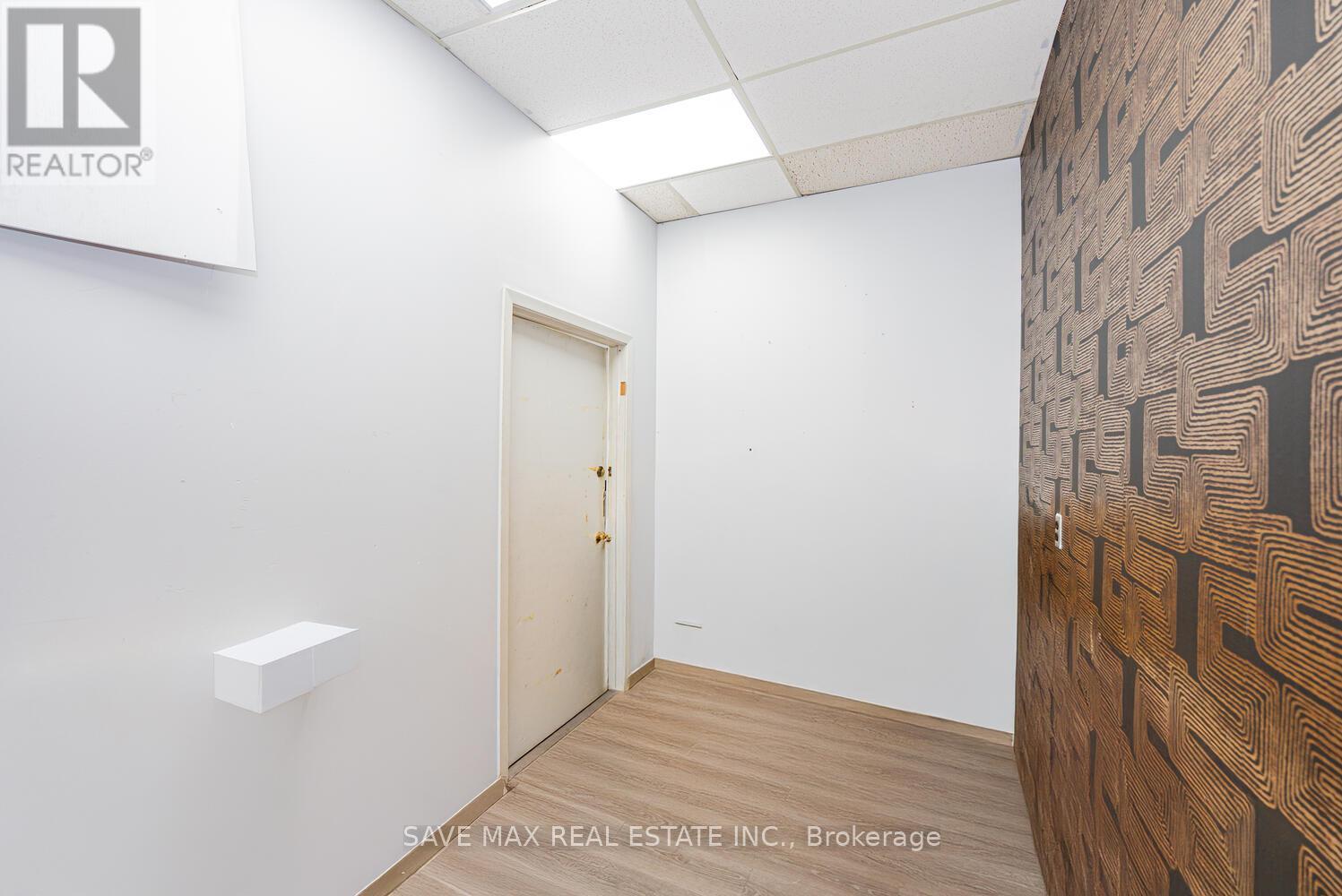 B - 547 Upper James Street, Hamilton, Ontario  L9C 2Y5 - Photo 31 - X12637840