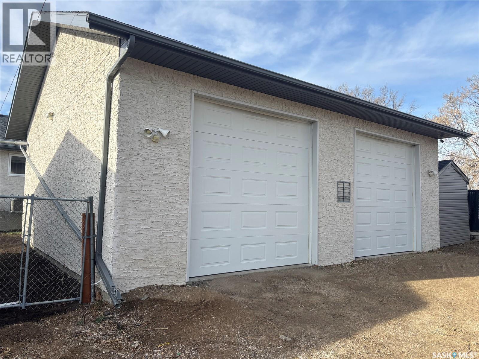 143 6th Street, Pilot Butte, Saskatchewan  S0G 3Z0 - Photo 40 - SK025678