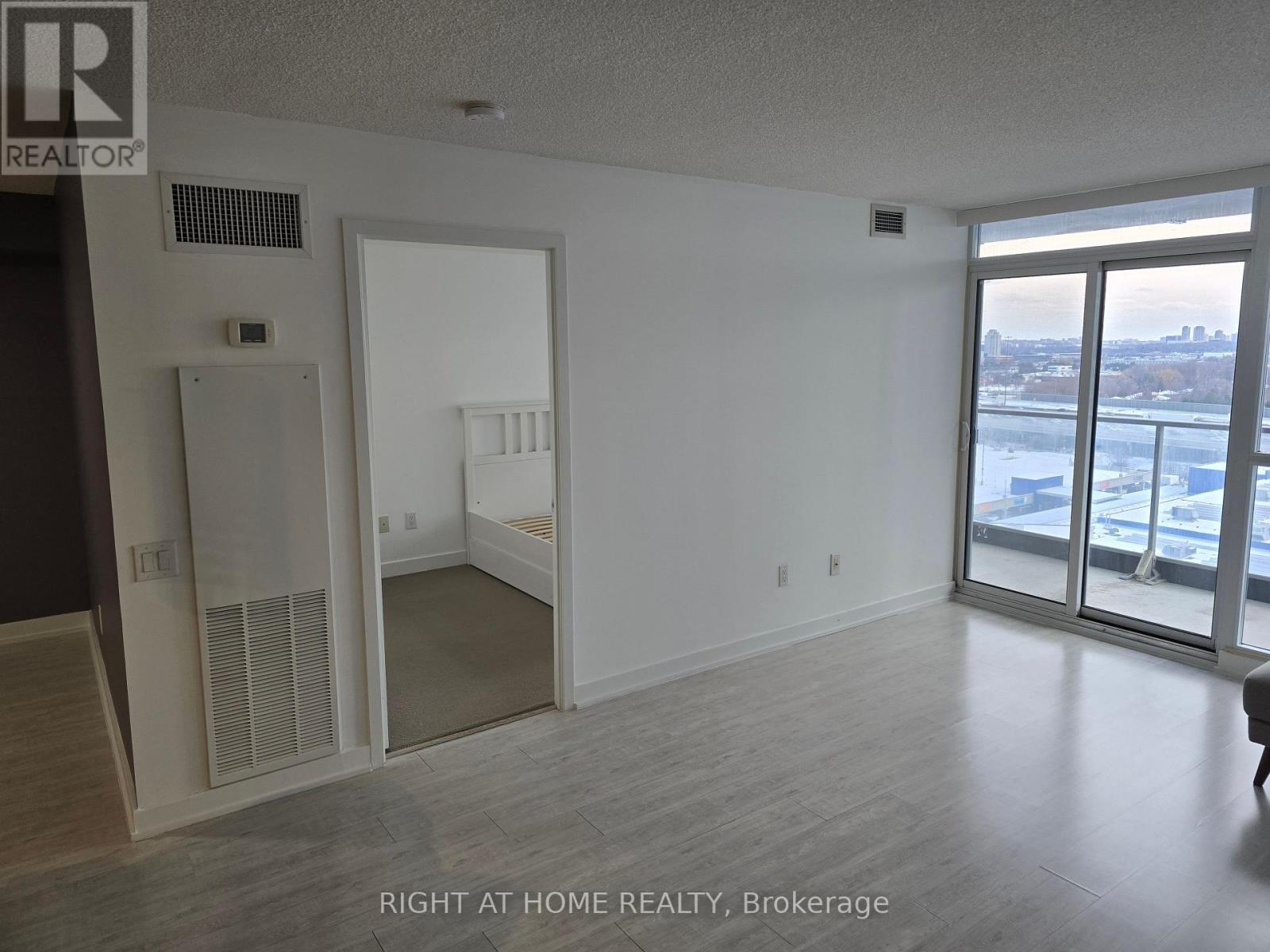 1602 - 19 Singer Court, Toronto, Ontario  M2K 0B2 - Photo 12 - C12637854