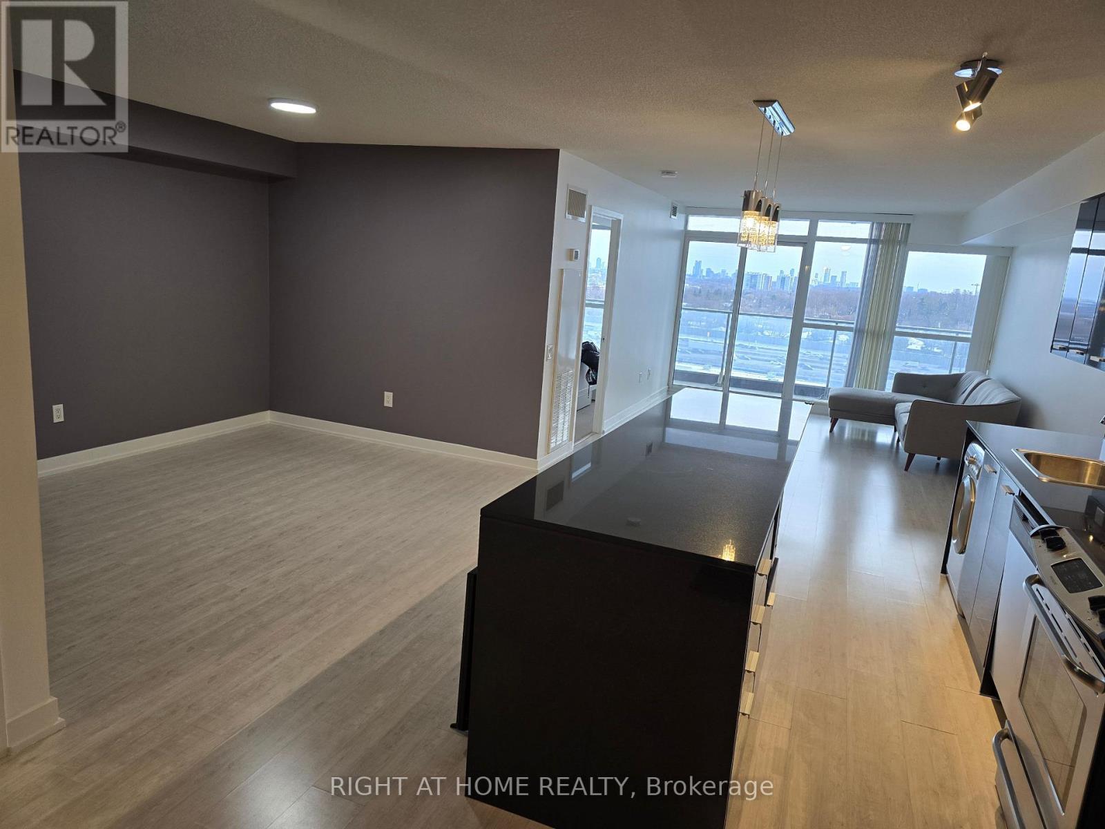 1602 - 19 Singer Court, Toronto, Ontario  M2K 0B2 - Photo 15 - C12637854