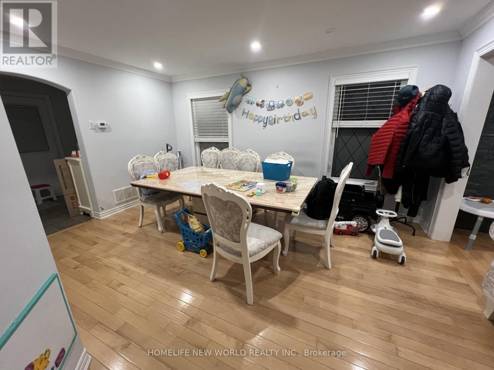 22 Whiterose Lane, Whitchurch-Stouffville, Ontario  L4A 0Z7 - Photo 4 - N12637848