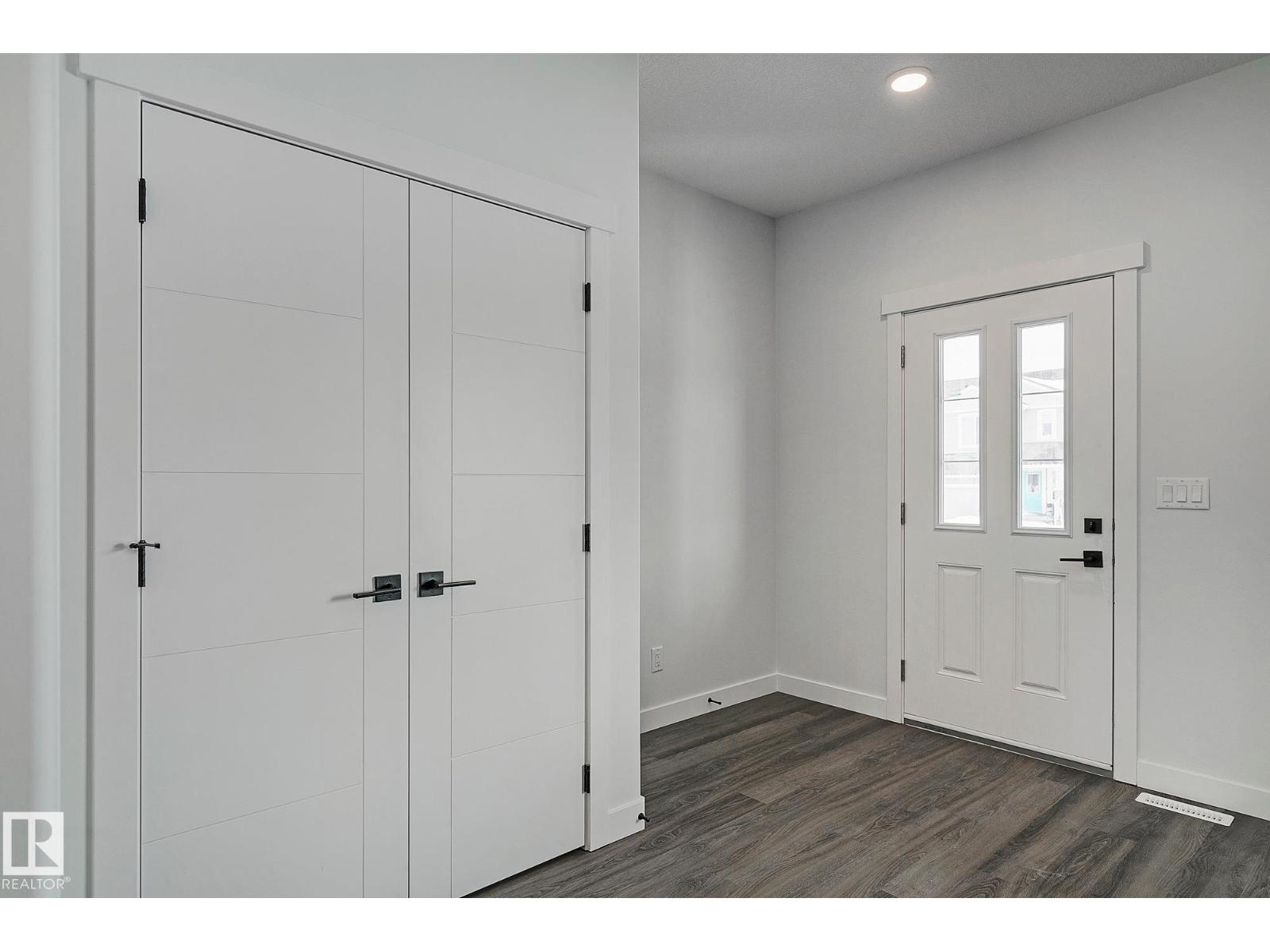 9831 107a Avenue, Morinville, Alberta  T8R 2P1 - Photo 2 - E4468266