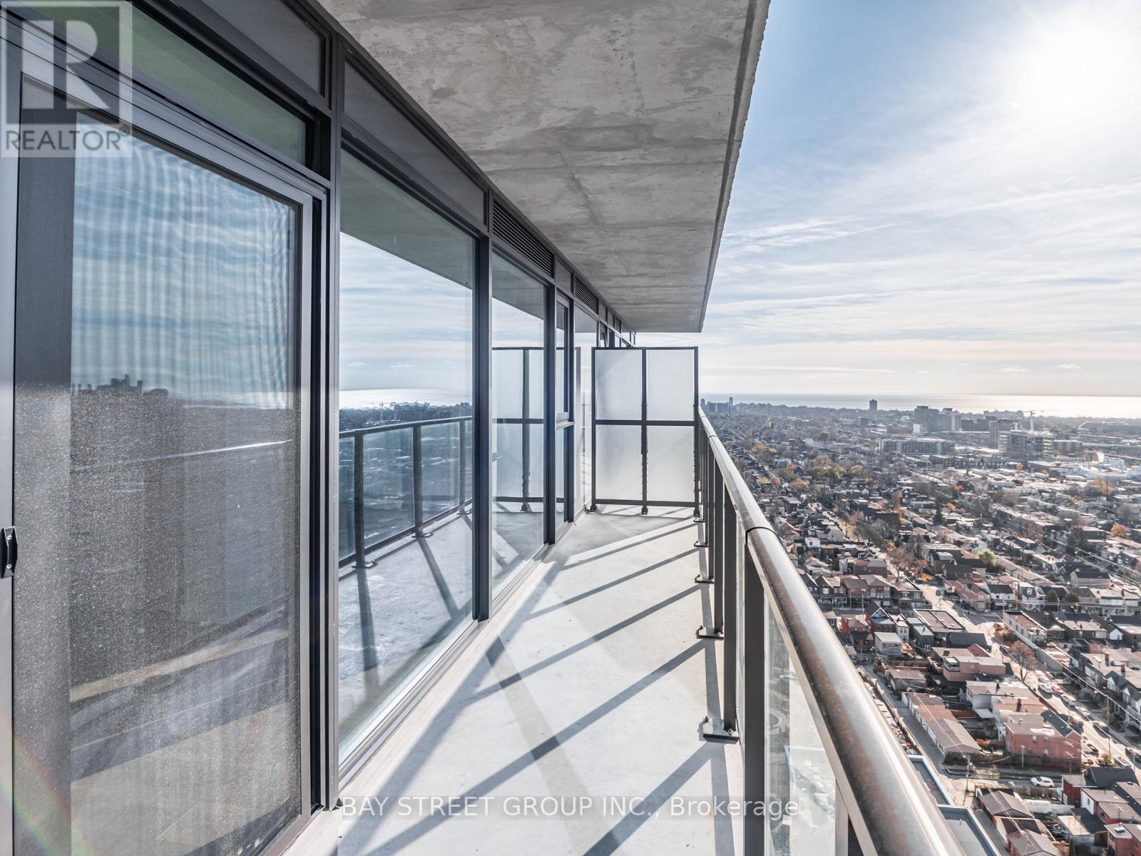 2703 - 1285 Dupont Street, Toronto, Ontario  M6H 0E3 - Photo 15 - W12637844