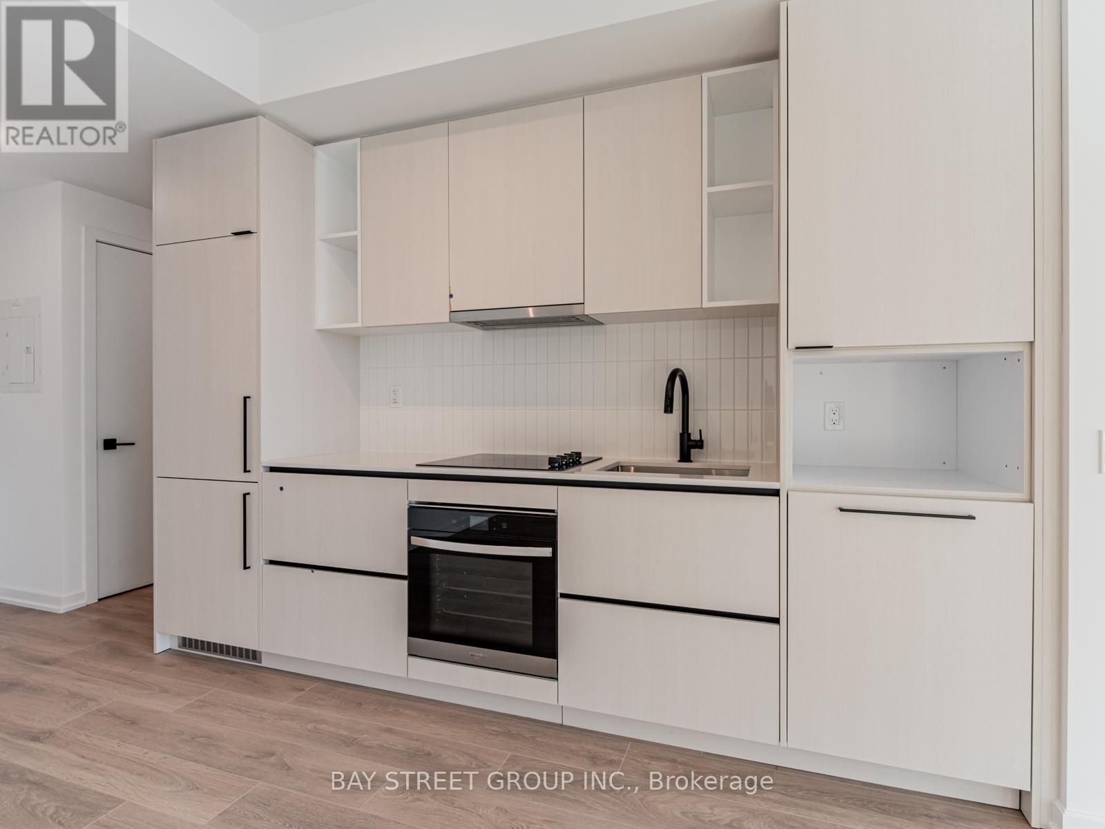 2703 - 1285 Dupont Street, Toronto, Ontario  M6H 0E3 - Photo 5 - W12637844