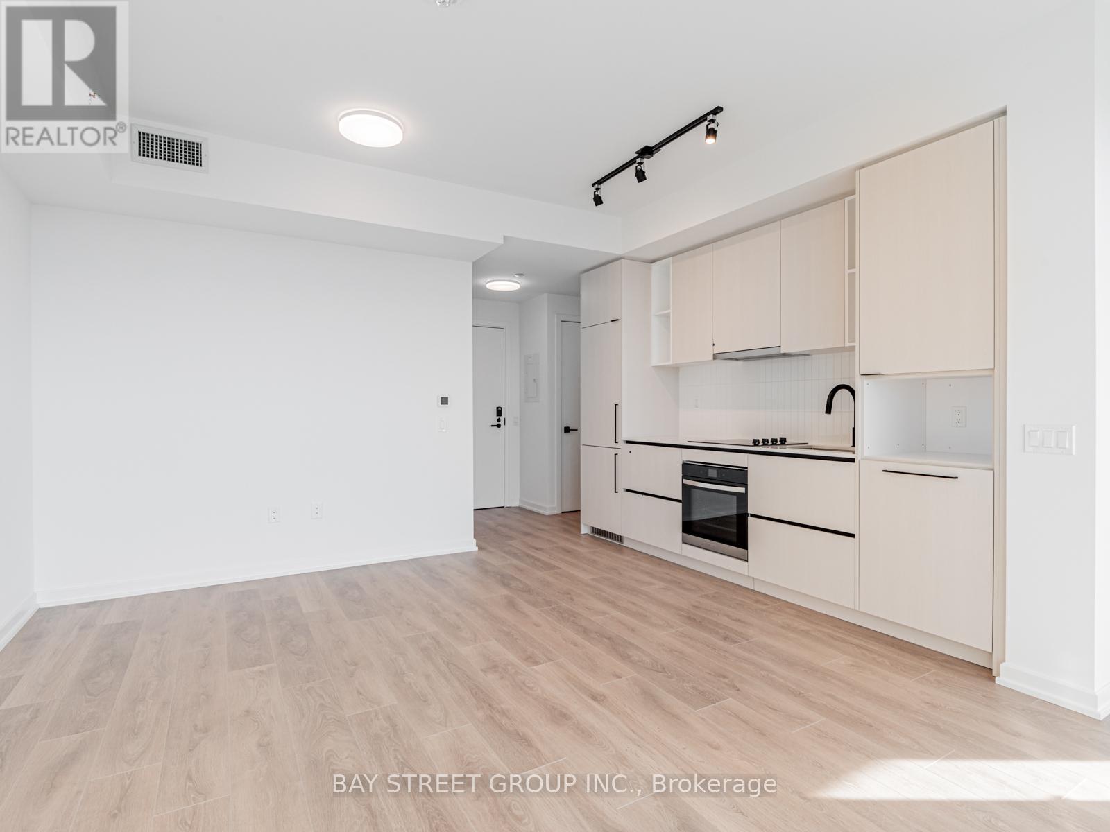 2703 - 1285 Dupont Street, Toronto, Ontario  M6H 0E3 - Photo 8 - W12637844