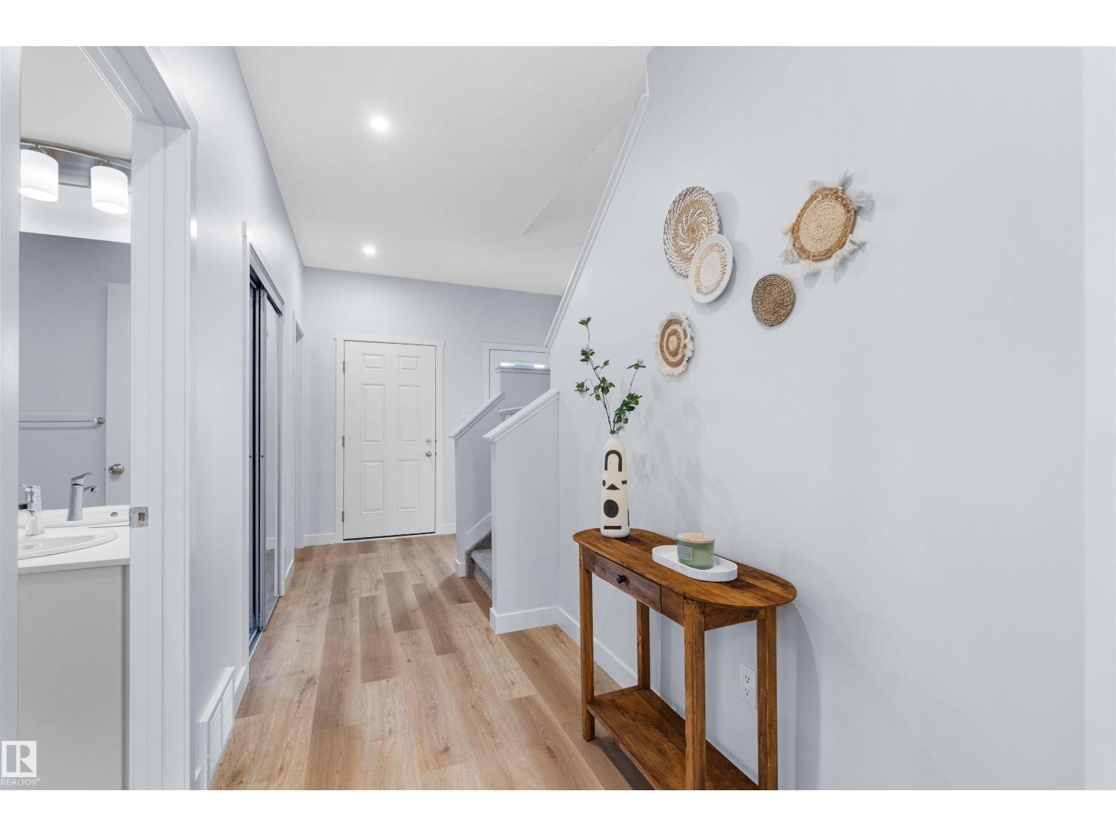 2013 209a St Nw, Edmonton, Alberta  T6M 3C8 - Photo 4 - E4468267