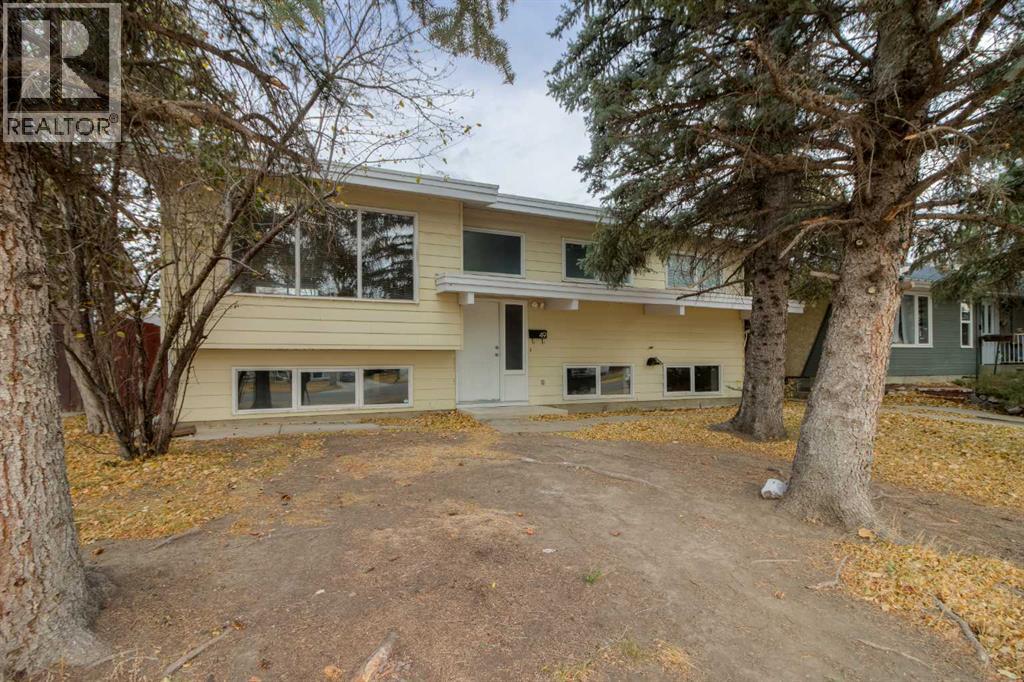 49 Simon Fraser Boulevard W, Lethbridge, Alberta