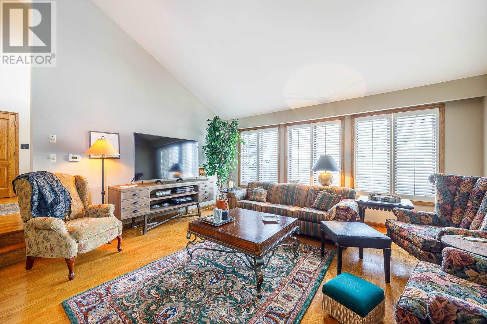 109 Greenview Lane, Sault Ste. Marie, Ontario P6A 6L1 - Photo 10 - SM253435