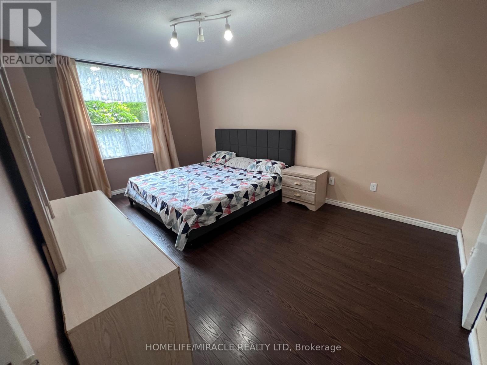 105 - 5 Shady Golfway, Toronto, Ontario  M3C 3A5 - Photo 8 - C12629384