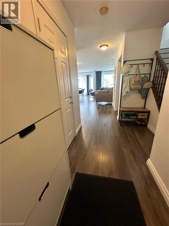 179 Dalecroft Place, Waterloo, Ontario   - Photo 3 - 40793704