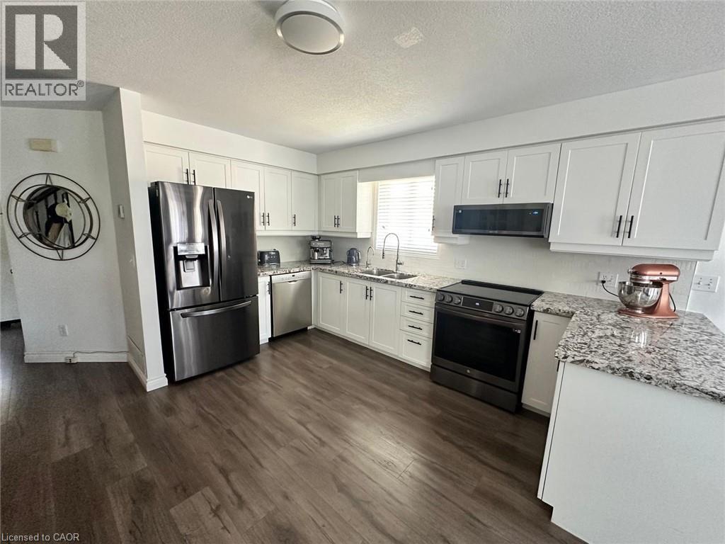 179 Dalecroft Place, Waterloo, Ontario   - Photo 4 - 40793704