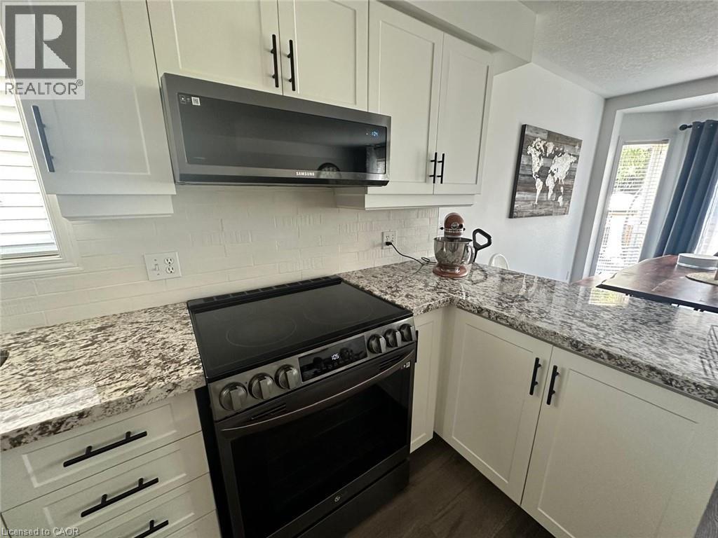 179 Dalecroft Place, Waterloo, Ontario   - Photo 5 - 40793704