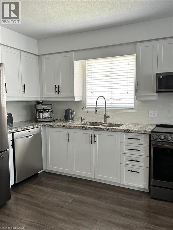 179 Dalecroft Place, Waterloo, Ontario   - Photo 6 - 40793704