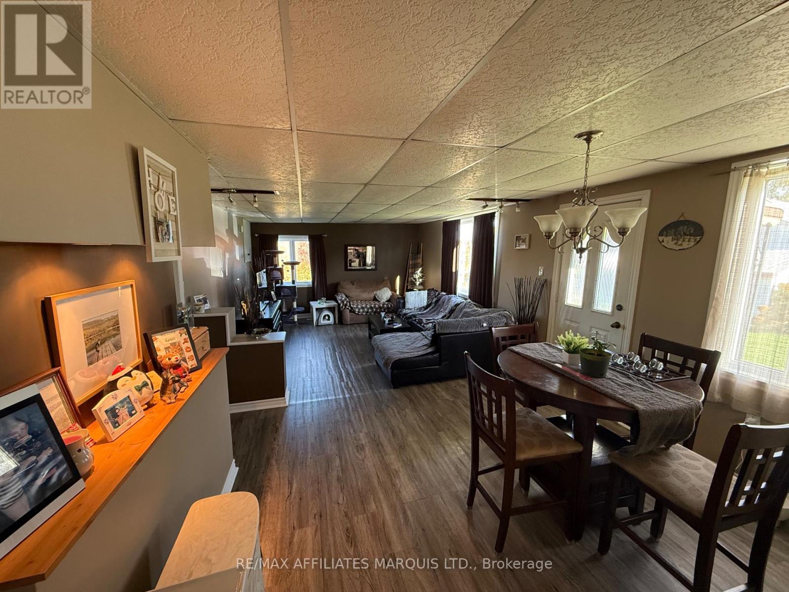 19136 Hay Road, South Glengarry, Ontario  K0C 2E0 - Photo 6 - X12447641