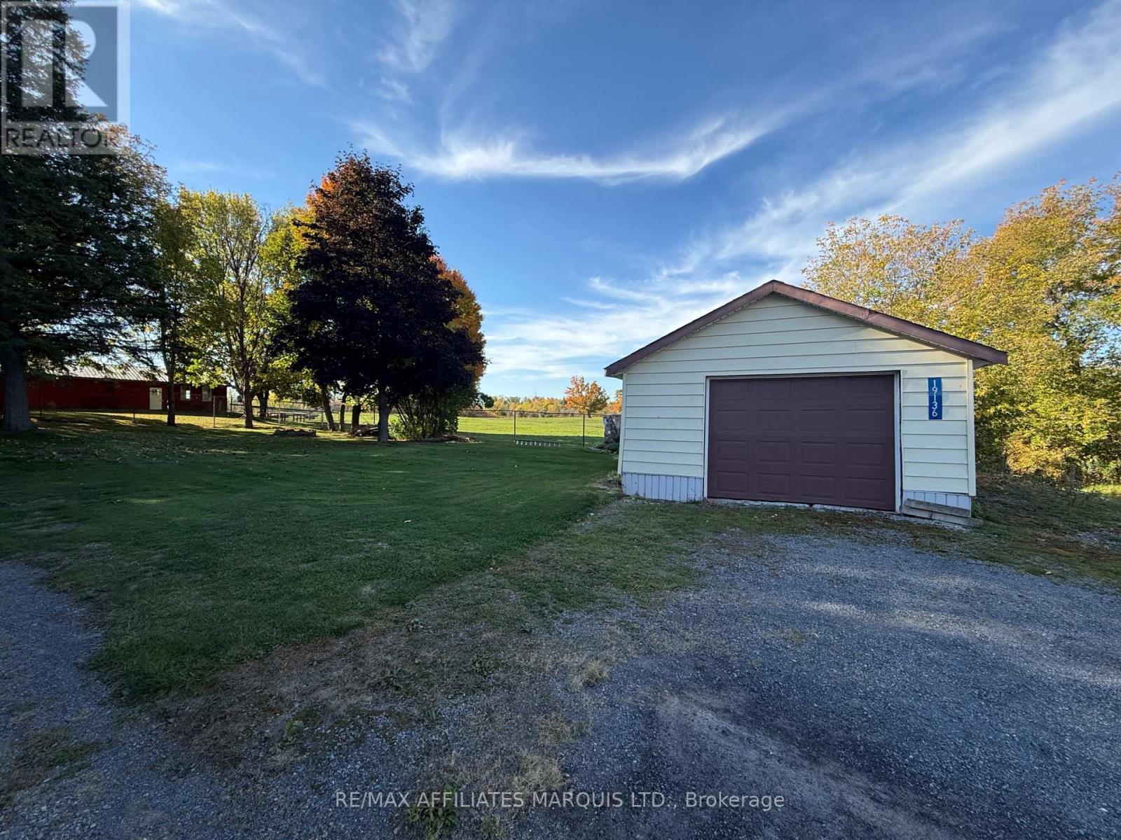 19136 Hay Road, South Glengarry, Ontario  K0C 2E0 - Photo 4 - X12447641
