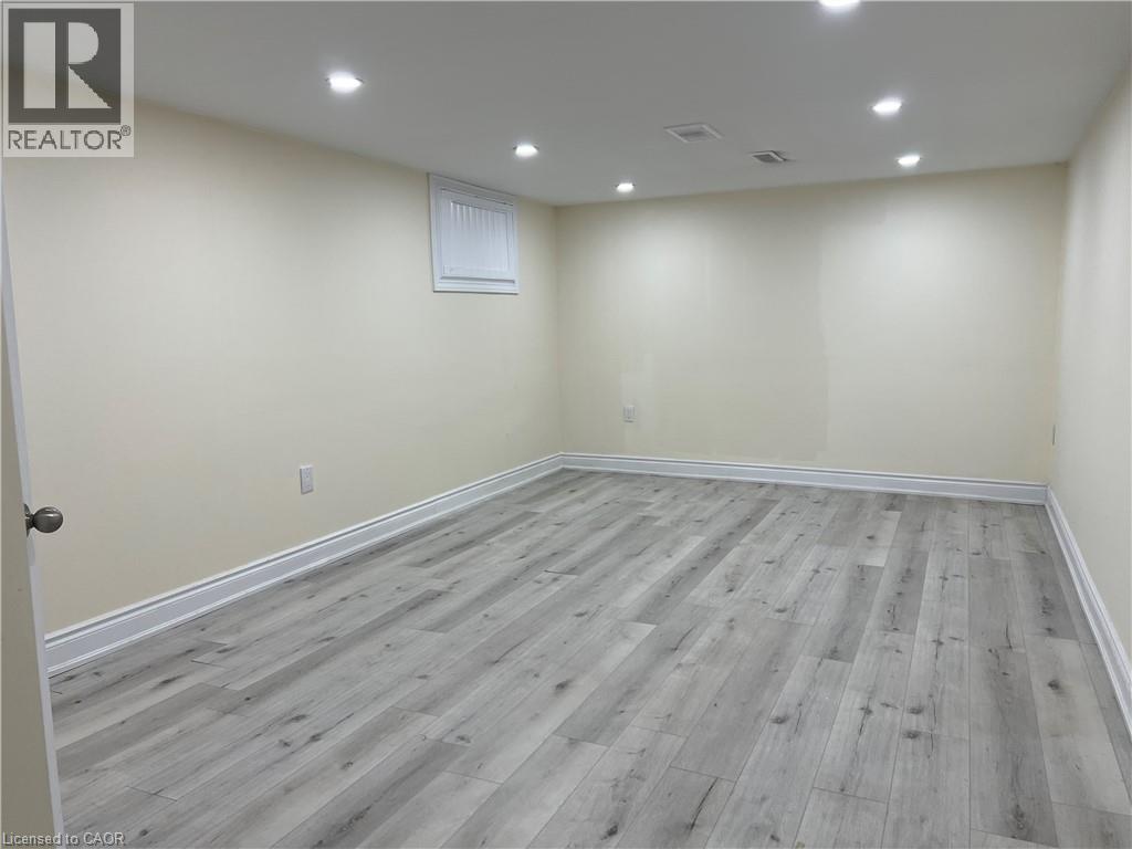 1032 Mud Street E, Stoney Creek, Ontario  L8J 3E3 - Photo 16 - 40793926