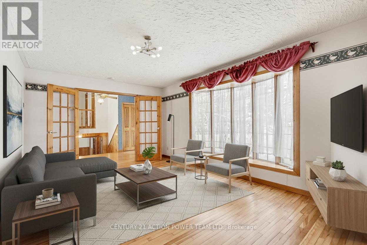 2968 Principale Street E, Alfred And Plantagenet, Ontario  K0A 3K0 - Photo 3 - X12637906