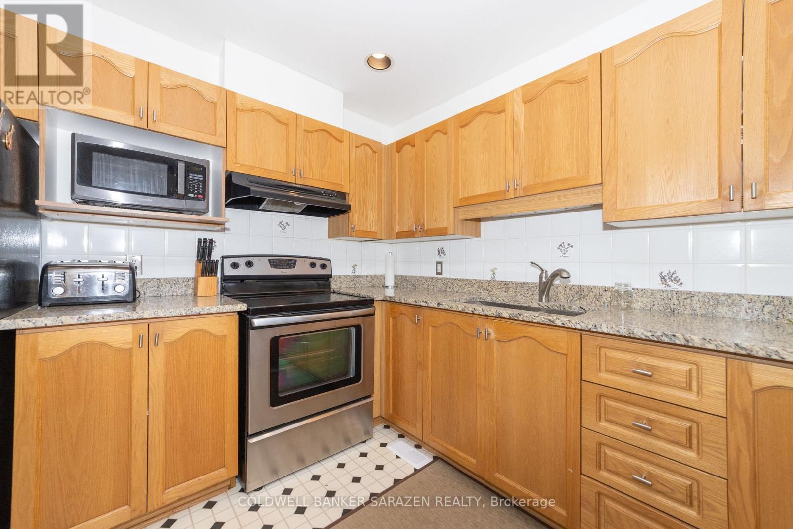 917 Markwick Crescent, Ottawa, Ontario  K4A 4J1 - Photo 18 - X12637926