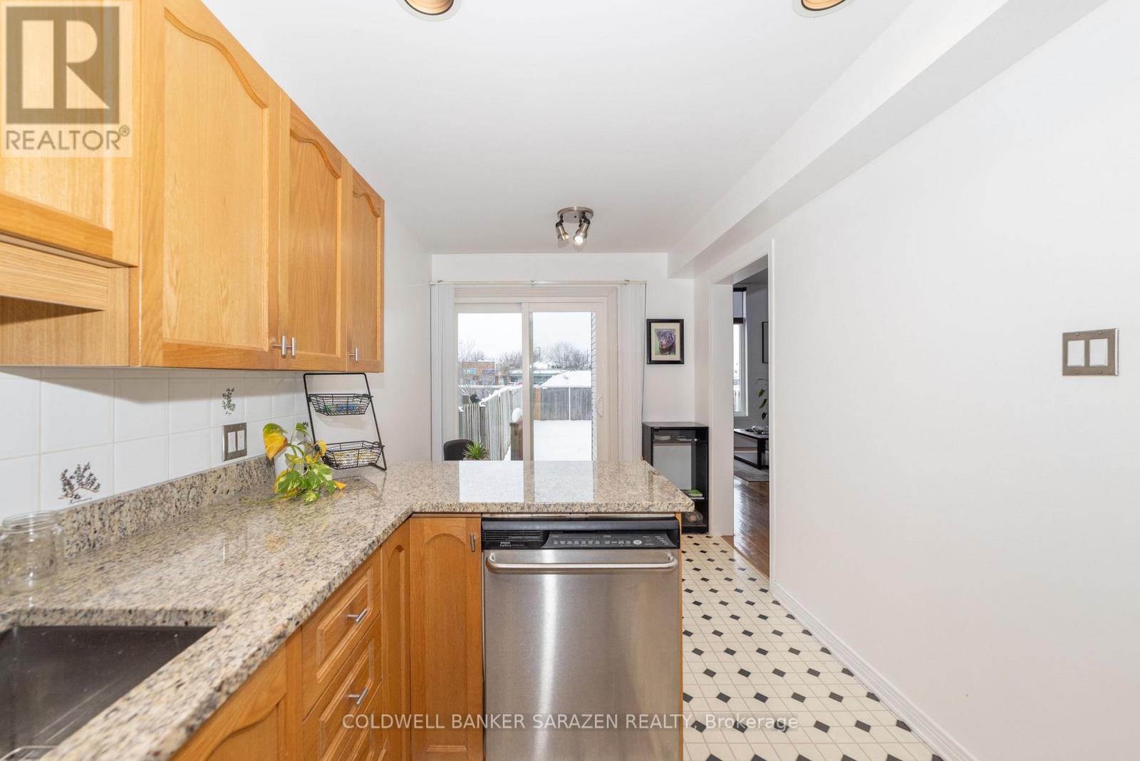 917 Markwick Crescent, Ottawa, Ontario  K4A 4J1 - Photo 19 - X12637926